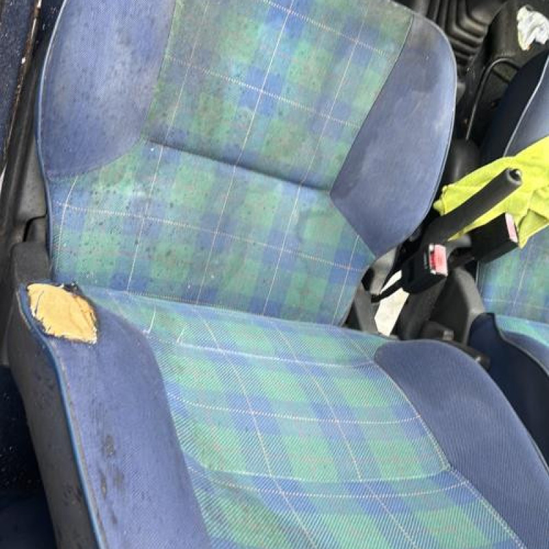 Serrure avant gauche PEUGEOT 106 Photo n°10