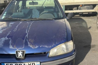 Serrure avant gauche PEUGEOT 106