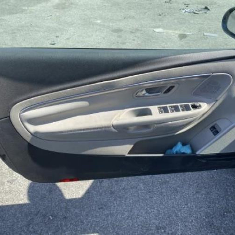 Etrier arriere droit (freinage) VOLKSWAGEN EOS Photo n°17