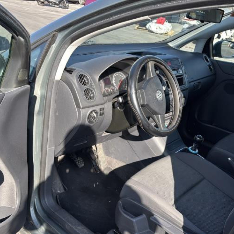 Etrier arriere droit (freinage) VOLKSWAGEN GOLF PLUS Photo n°9