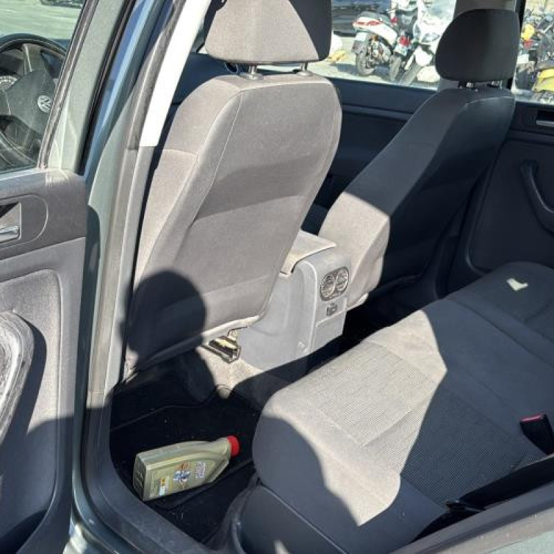 Etrier arriere droit (freinage) VOLKSWAGEN GOLF PLUS Photo n°10