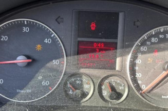 Etrier arriere droit (freinage) VOLKSWAGEN GOLF 5