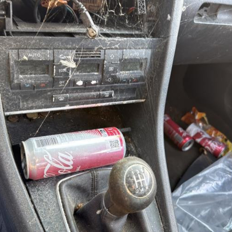 Cremaillere assistee AUDI A4 2 Photo n°9