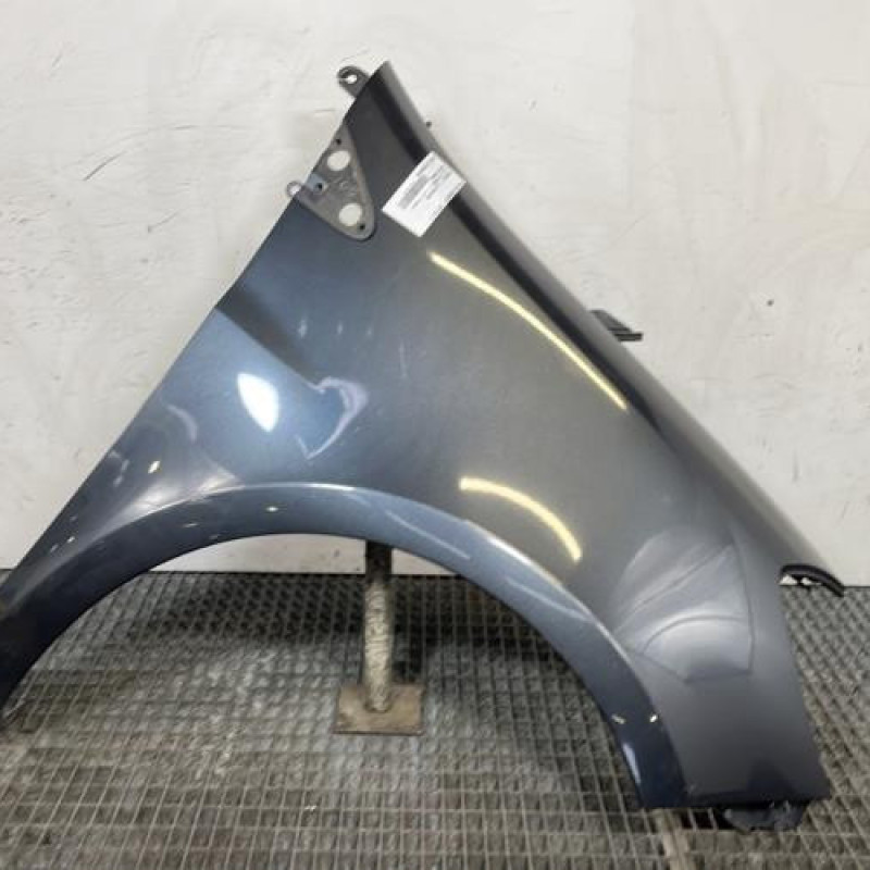 Aile avant droit RENAULT CLIO 3 Photo n°1