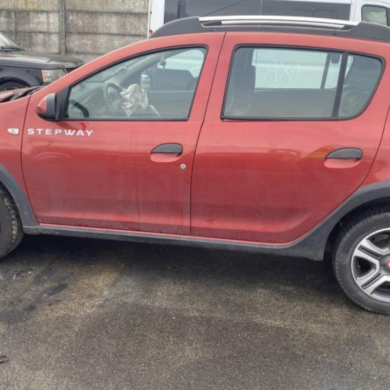 Moteur DACIA SANDERO 2 Photo n°12