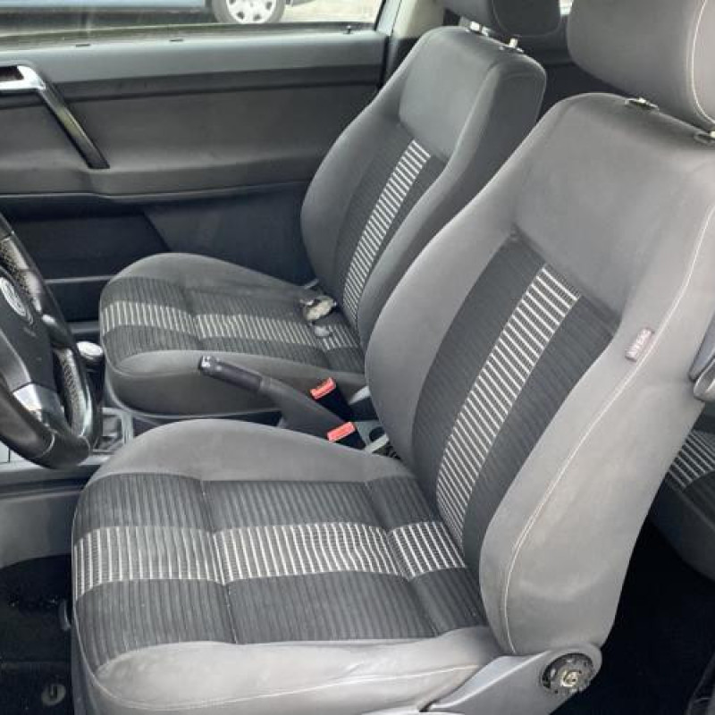 Boite de vitesses VOLKSWAGEN POLO 4 Photo n°10