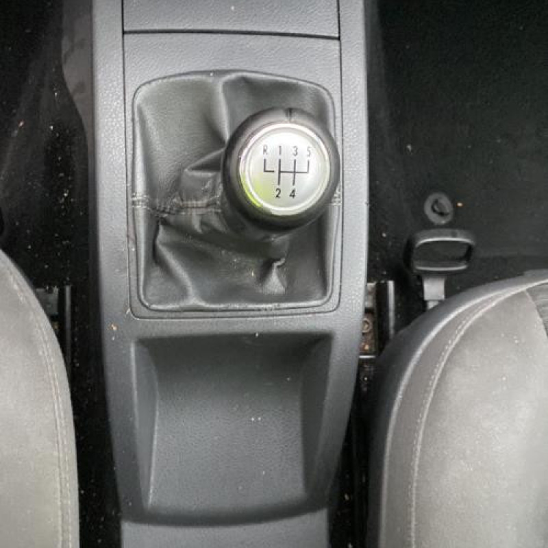 Boite de vitesses VOLKSWAGEN POLO 4 Photo n°15