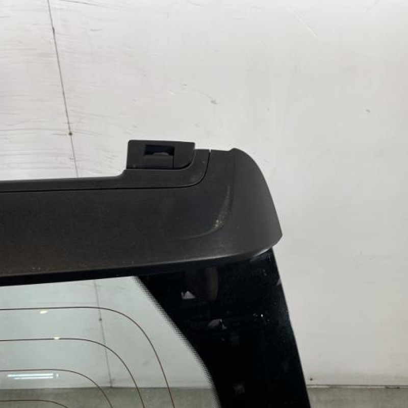 Malle/Hayon arriere RENAULT TWINGO 3 Photo n°3