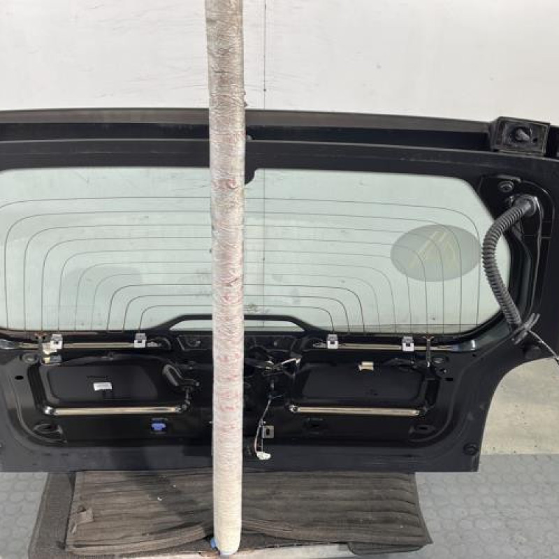 Malle/Hayon arriere RENAULT TWINGO 3 Photo n°6