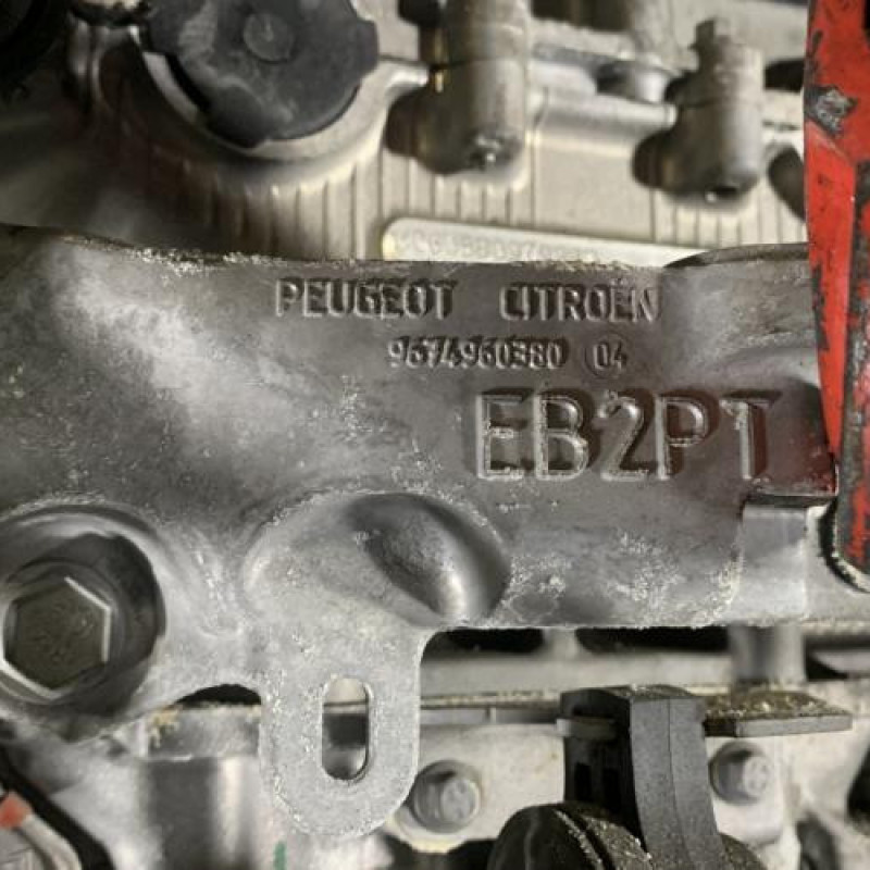 Moteur CITROEN C4 CACTUS Photo n°5