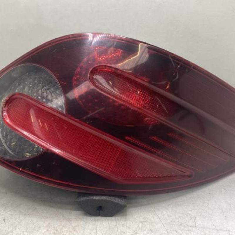 Feu arriere principal droit (feux) MERCEDES CLASSE R 251 Photo n°1