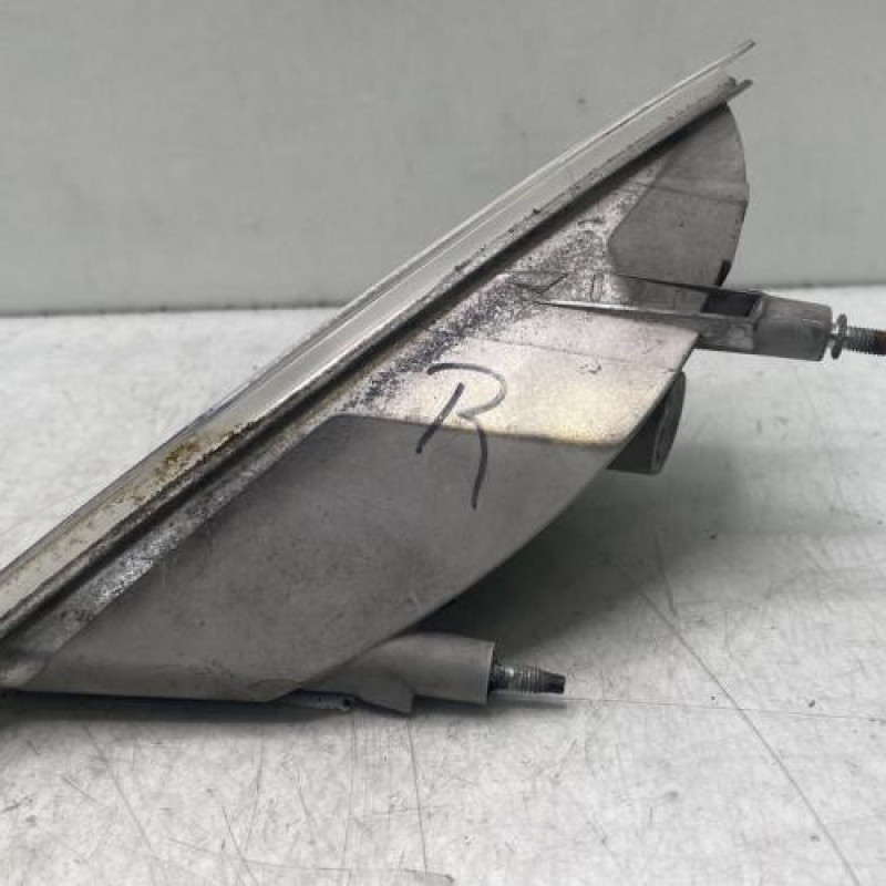 Optique avant secondaire droit (feux)(clignotant) MERCEDES CLASSE R 251 Photo n°2