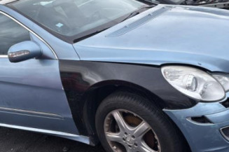 Serrure avant droit MERCEDES CLASSE R 251