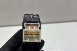 Interrupteur de leve vitre arriere gauche KIA STONIC