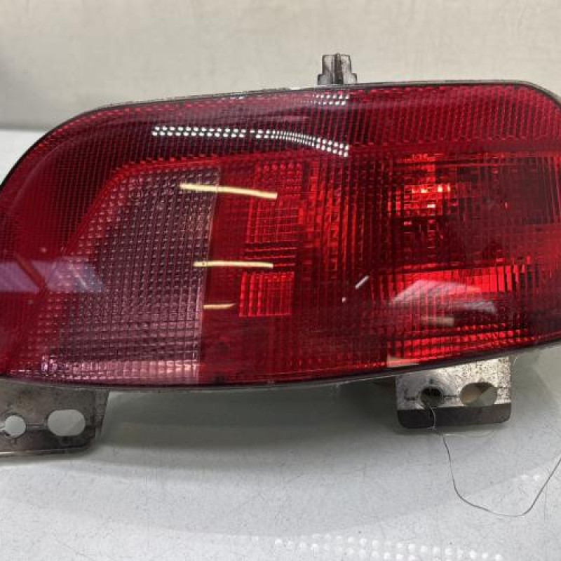 Anti brouillard arriere gauche CITROEN C4 GRAND PICASSO 2 Photo n°1