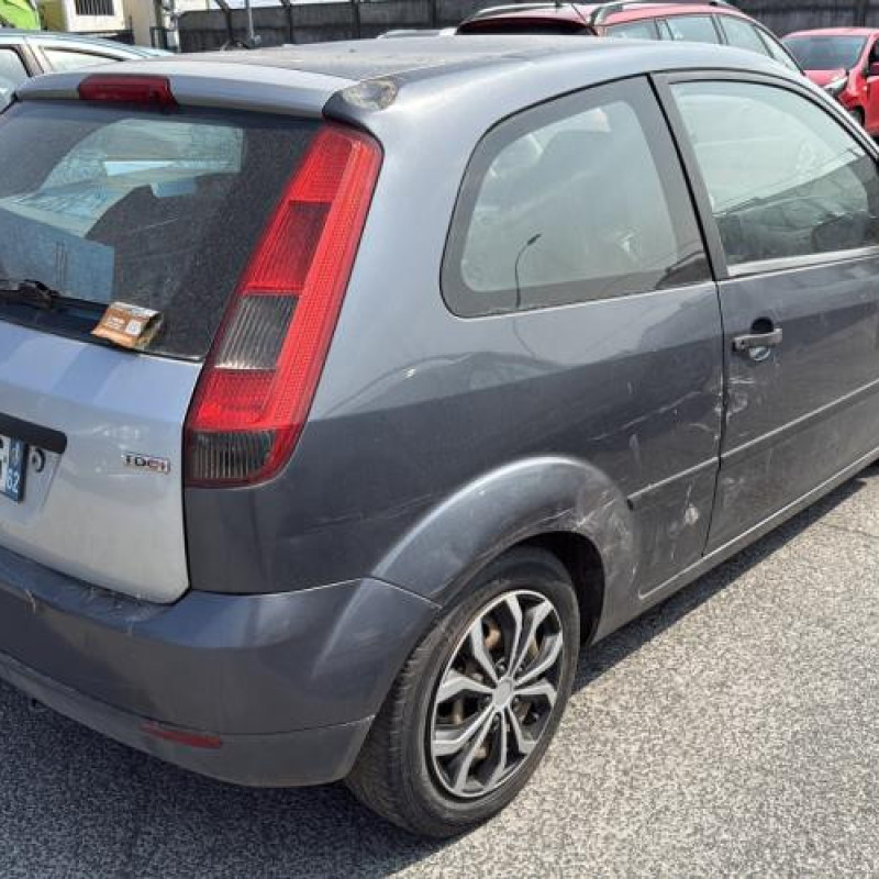 Feu arriere principal gauche (feux) FORD FIESTA 5 Photo n°7