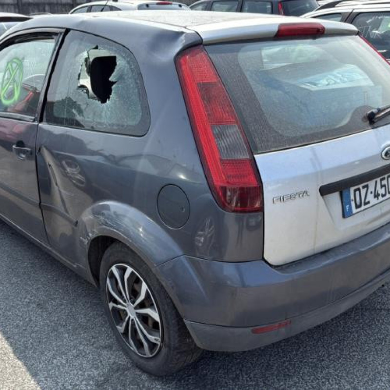 Feu arriere principal gauche (feux) FORD FIESTA 5 Photo n°8