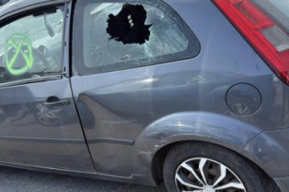 Feu arriere principal gauche (feux) FORD FIESTA 5