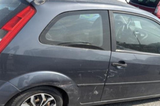 Feu arriere principal gauche (feux) FORD FIESTA 5