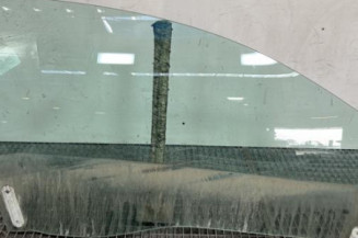 Vitre avant droit ALFA ROMEO GT Photo n°1