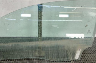 Vitre avant gauche ALFA ROMEO GT Photo n°1