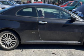 Vitre avant gauche ALFA ROMEO GT