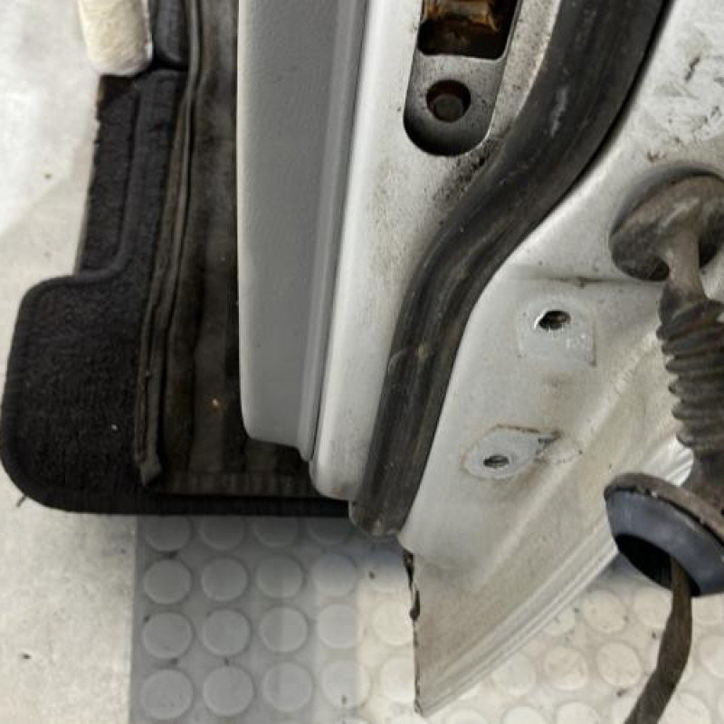 Porte arriere gauche DAEWOO KALOS Photo n°5