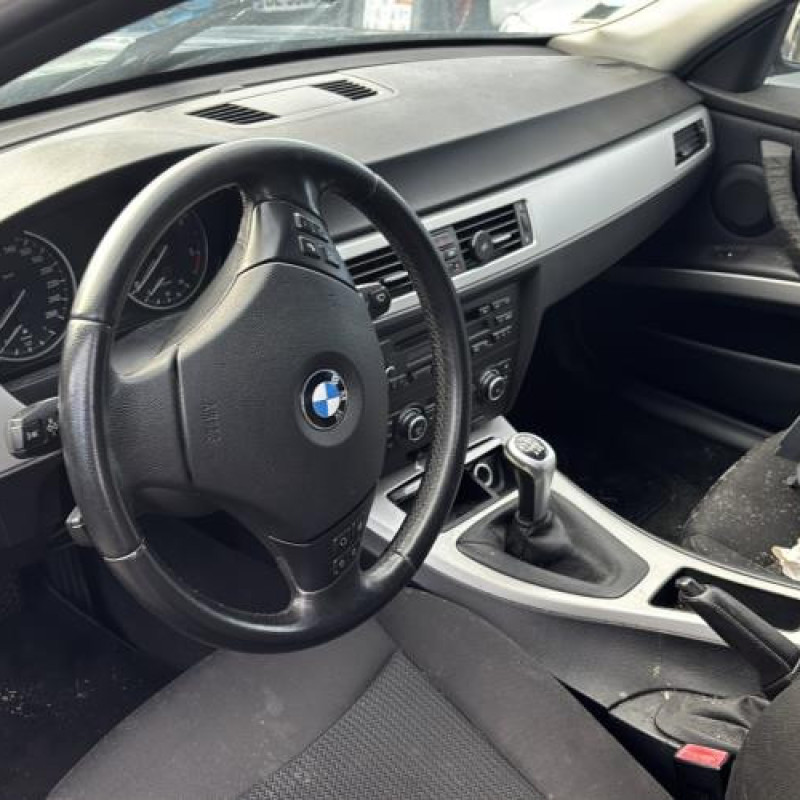 Feu arriere principal droit (feux) BMW SERIE 3 E90 Photo n°17