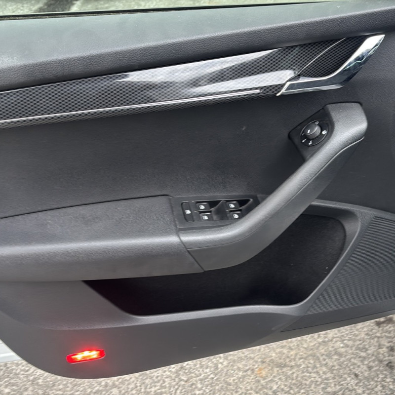 SKODA OCTAVIA 3 PHASE 2 2.0 TDI - 16V TURBO RS Photo n°11