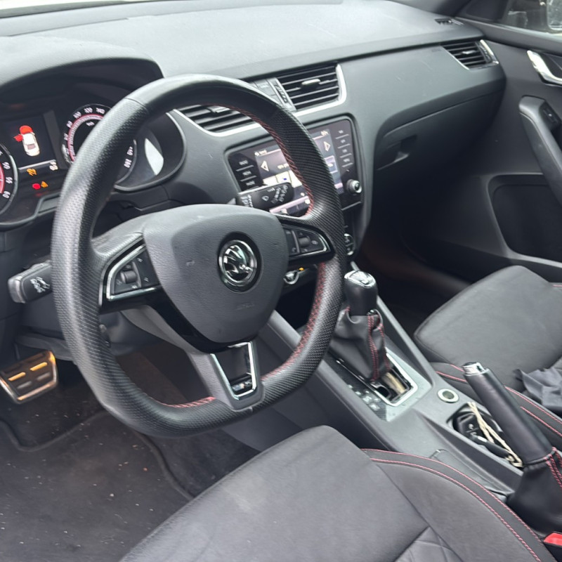 SKODA OCTAVIA 3 PHASE 2 2.0 TDI - 16V TURBO RS Photo n°14