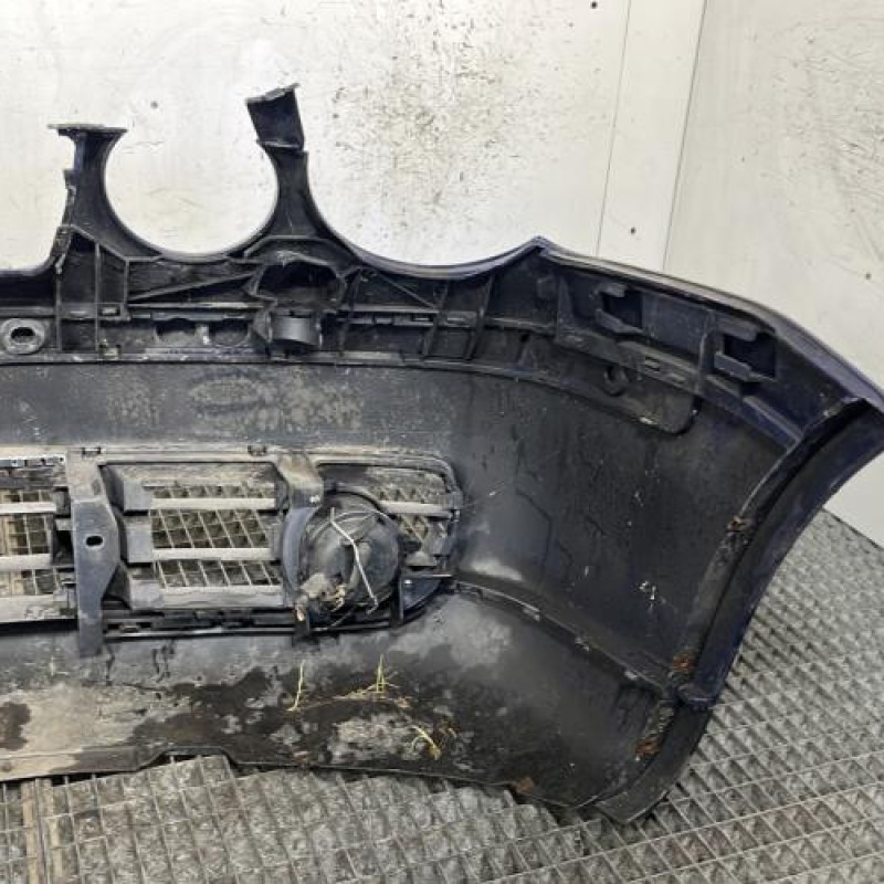 Pare choc avant VOLKSWAGEN POLO 4 Photo n°4