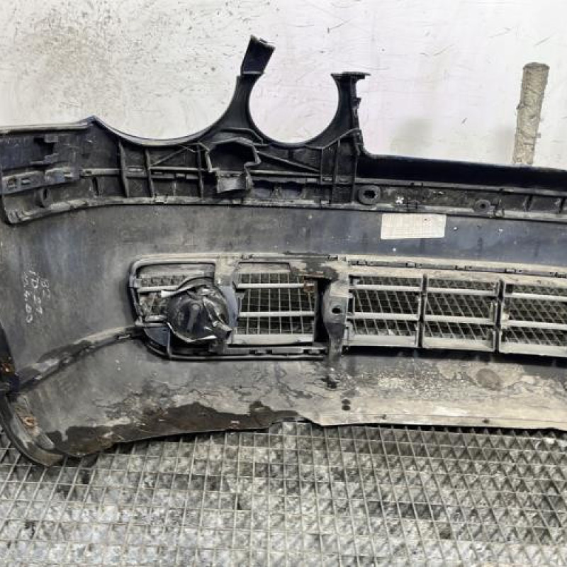 Pare choc avant VOLKSWAGEN POLO 4 Photo n°6