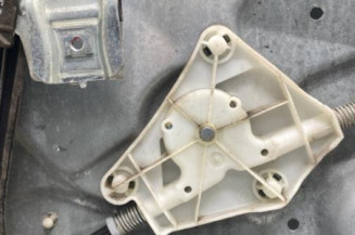 Leve vitre electrique avant droit SEAT IBIZA 3