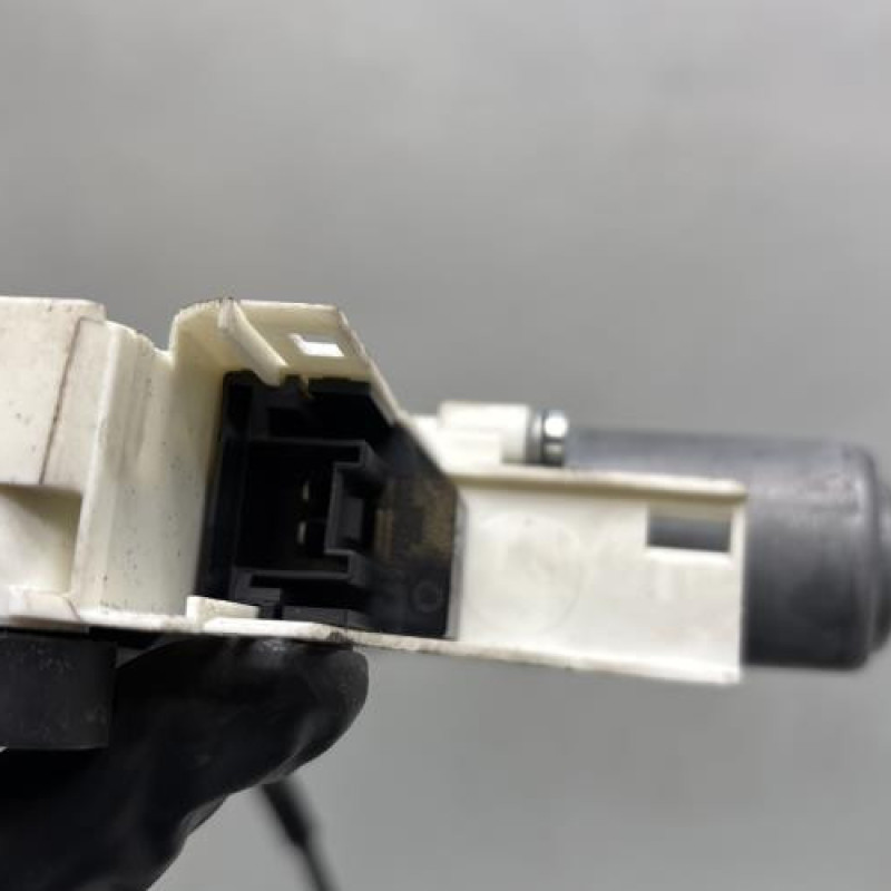 Leve vitre electrique arriere droit AUDI A4 3 Photo n°5