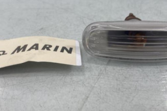 Repetiteur clignotant avant droit  (Feux) PEUGEOT BIPPER Photo n°1