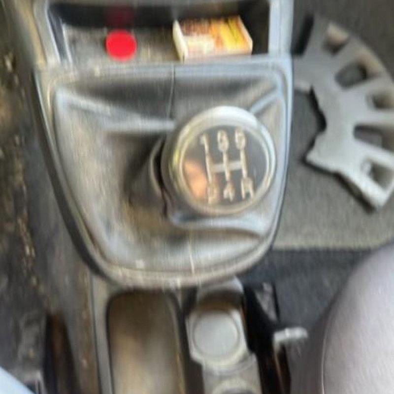 Bouton de coffre PEUGEOT BIPPER Photo n°19