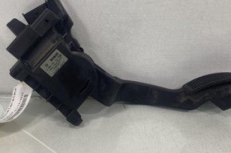 Pedale d'accelerateur PEUGEOT BIPPER Photo n°1