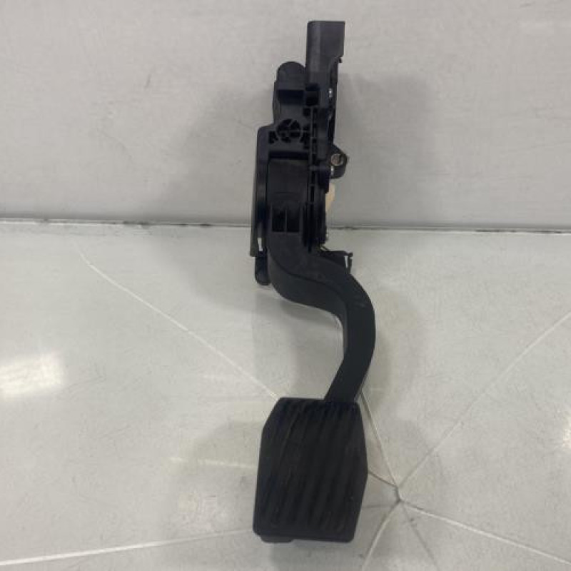 Pedale d'accelerateur PEUGEOT BIPPER Photo n°2