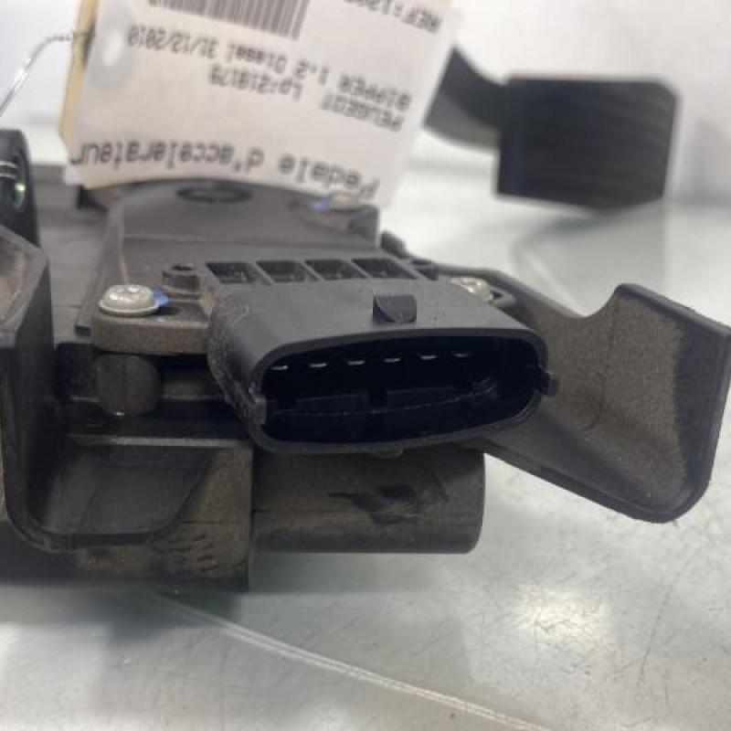 Pedale d'accelerateur PEUGEOT BIPPER Photo n°6