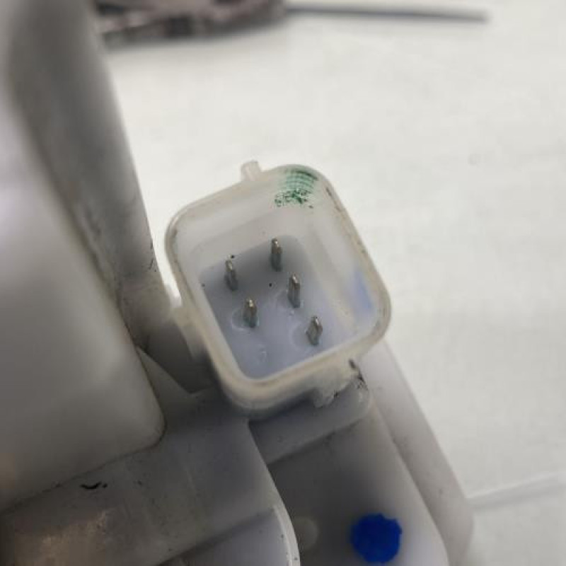 Serrure avant gauche PEUGEOT BIPPER Photo n°4