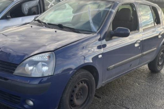 Pare choc avant RENAULT CLIO 2