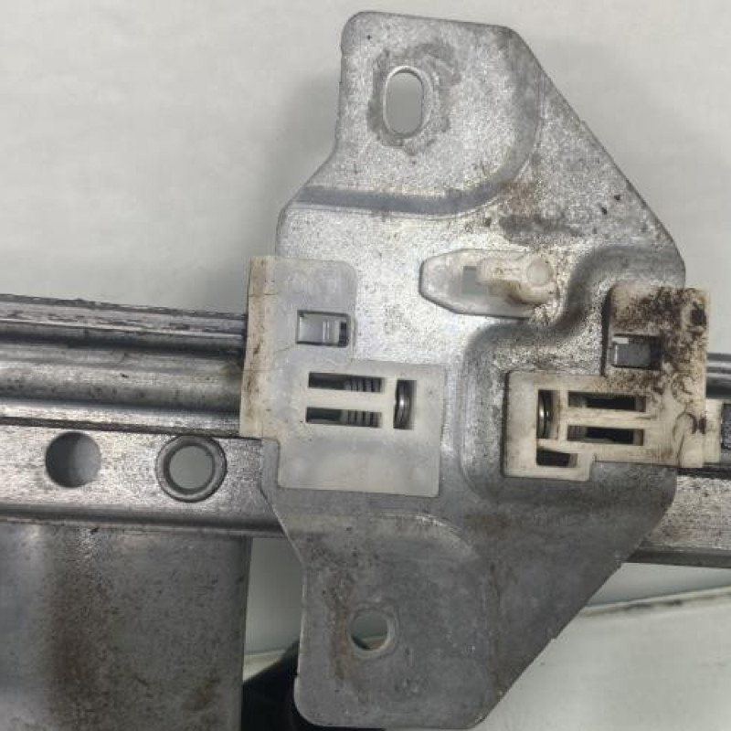 Leve vitre mecanique avant gauche DACIA DOKKER Photo n°6