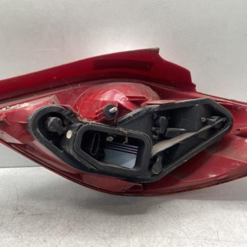 Feu arriere principal gauche (feux) PEUGEOT 207 Photo n°2