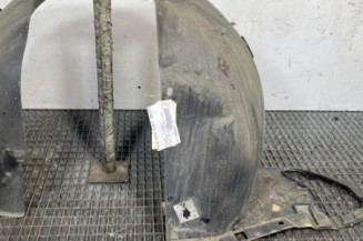 Pare boue avant gauche PEUGEOT 207 Photo n°1