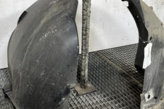 Pare boue avant gauche PEUGEOT 207