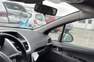 Pare boue avant gauche PEUGEOT 207