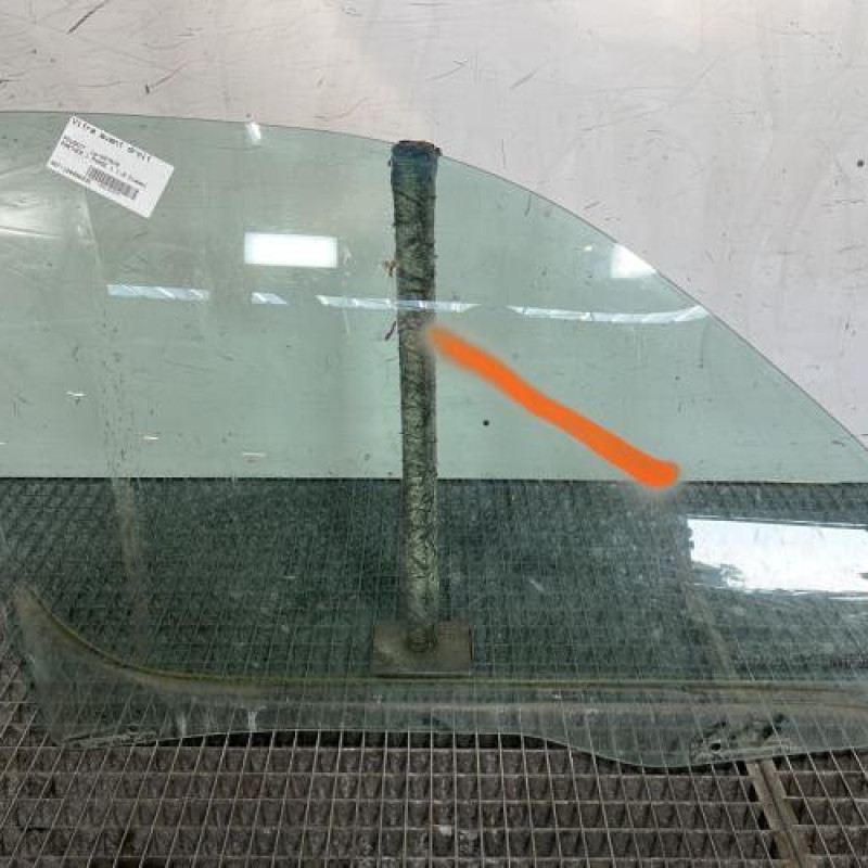 Vitre avant droit PEUGEOT PARTNER 1 Photo n°1