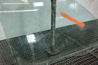 Vitre avant droit PEUGEOT PARTNER 1