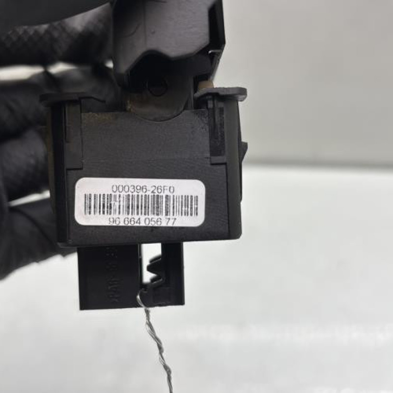 Poignee electrique frein a main PEUGEOT 5008 1 Photo n°4