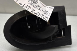 Poignee interieur avant droit FORD FIESTA 4 Photo n°1